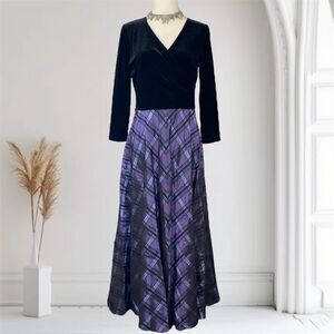 Witchy Whimsigoth Black Velvet Purple Gingham Midi Maxi Vintage Dress 6 / S
